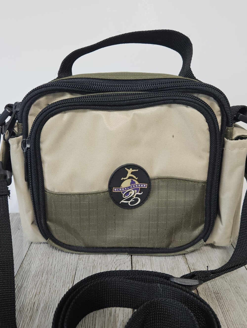 8"×6"×3.5" Carryall Case CD Holder with Adjustable Detachable Shoulder Strap by